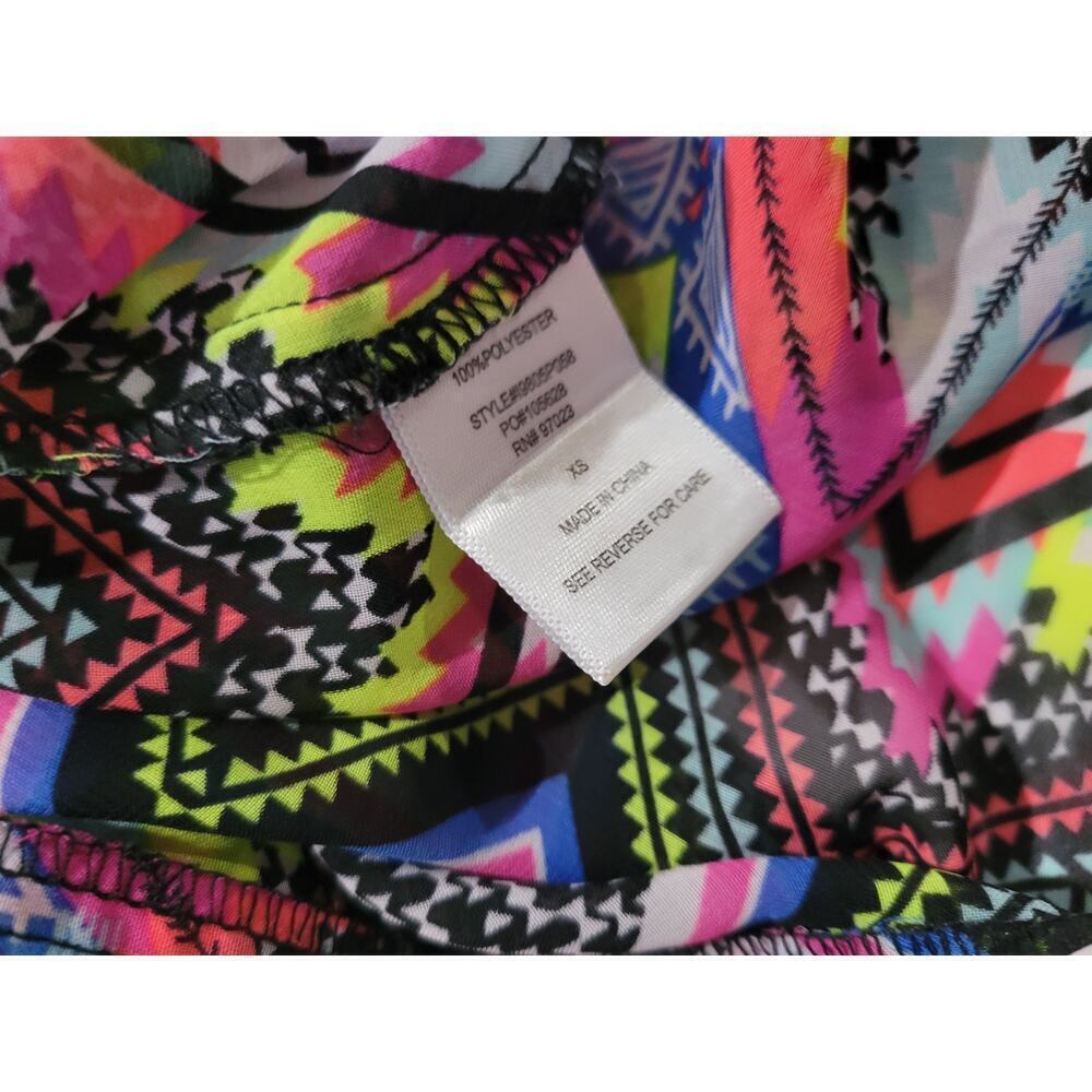 Miken Swim Women’s Multicolor Chevron Deep V-Neck Sleeveless Cover-Up – Size XS - Picture 6 of 9